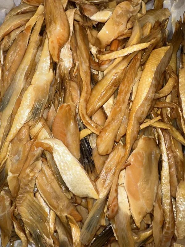 Lososové bruško údené za studena